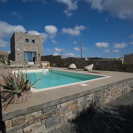 Lilianna's Ano Syros